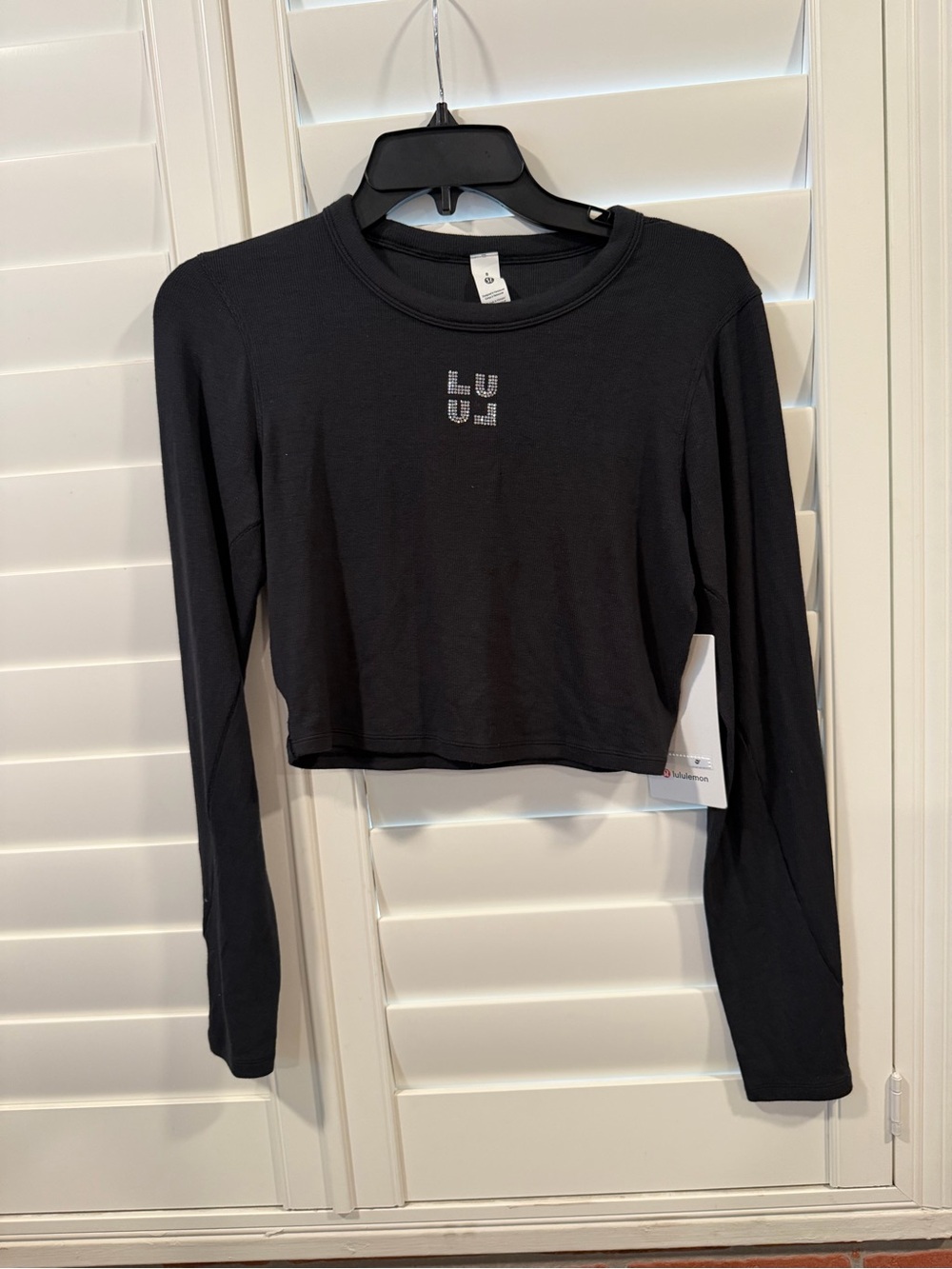 lululemon athletica Black Cropped Long Sleeve Tee
